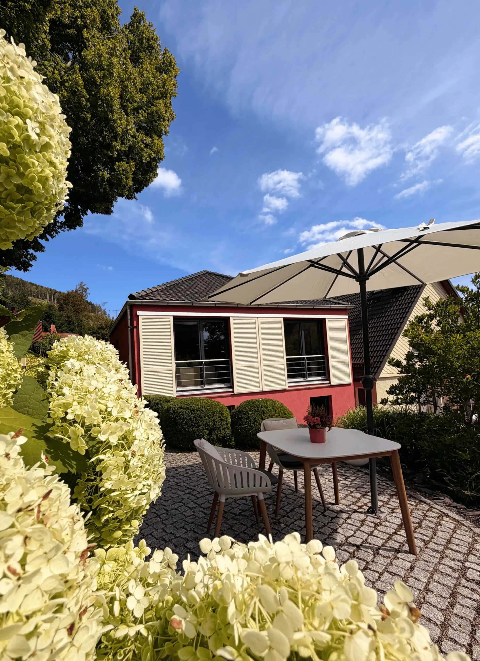 Terrasse mit Blick auf die Berge am Ferienhaus Conradshöh