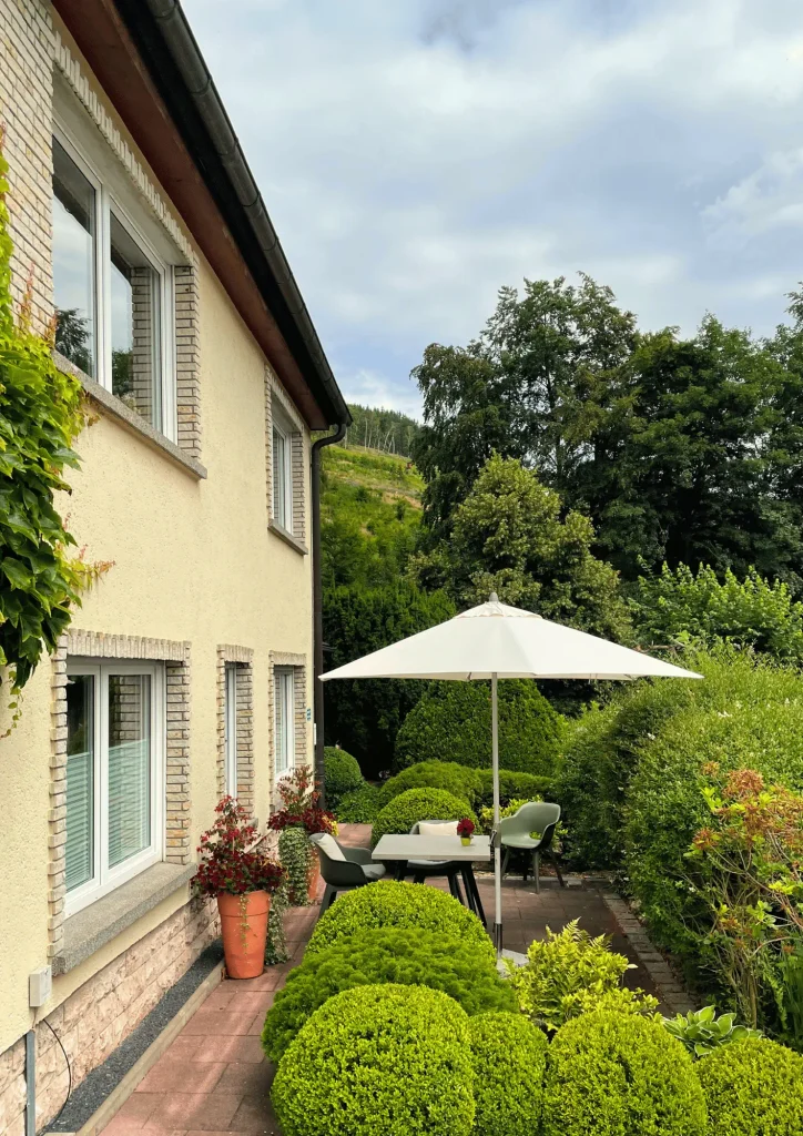Terrasse in Antoinettes Ferienwohnung in Manebach